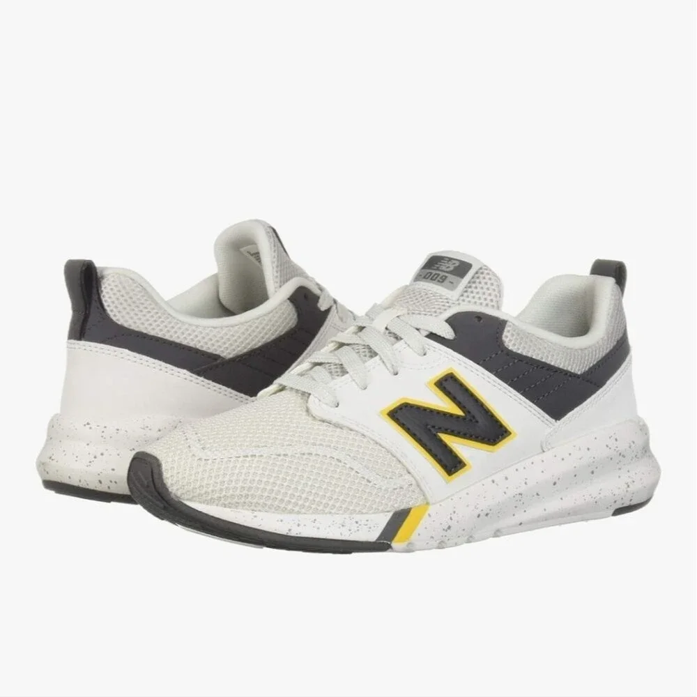New Balance Men's 005 V1 Running Shoes Sneakers, Sz 12